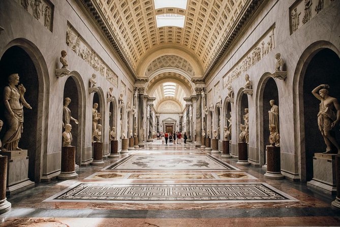 Early Vatican Museums Tour: The Best of the Sistine Chapel - Early galleries at the Vatican: why 7:15 feels like a cheat code