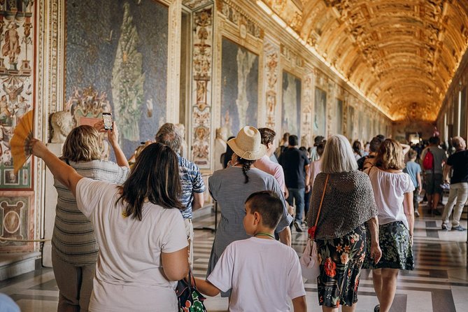 Early Vatican Museums Tour: The Best of the Sistine Chapel - Meeting point, timing, and the one thing to manage: expectations