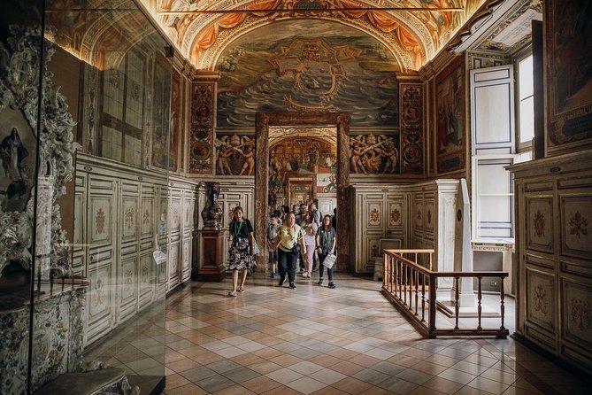 Early Vatican Museums Tour: The Best of the Sistine Chapel - Stop 2: Stanze di Raffaello while it’s still calm (30 minutes)