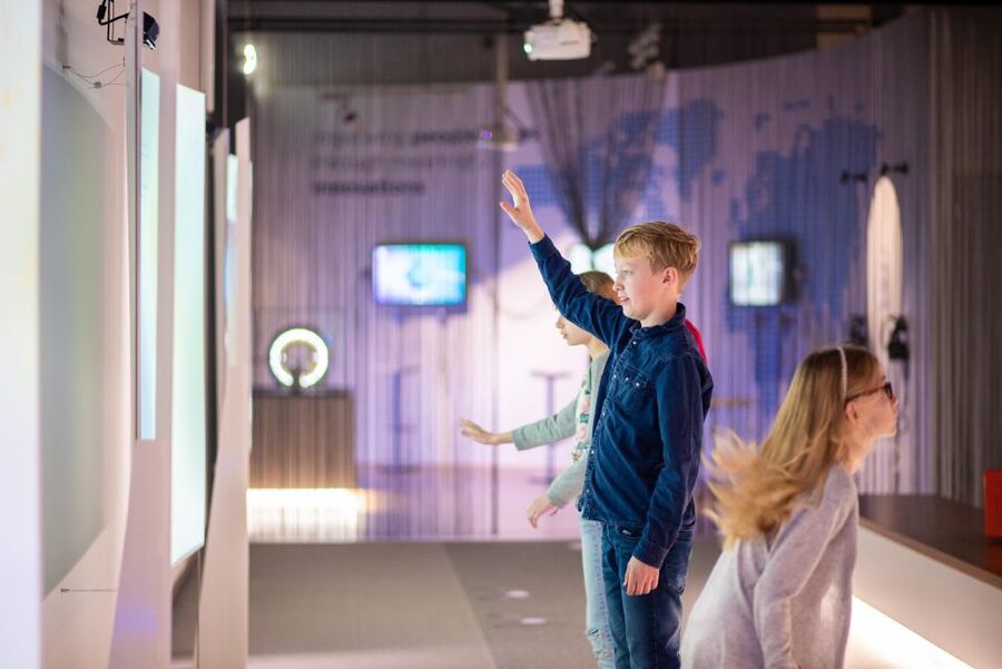 Eindhoven: Philips Museum Entry Ticket - brAInpower AI Exhibition: Where the Future Shows Up