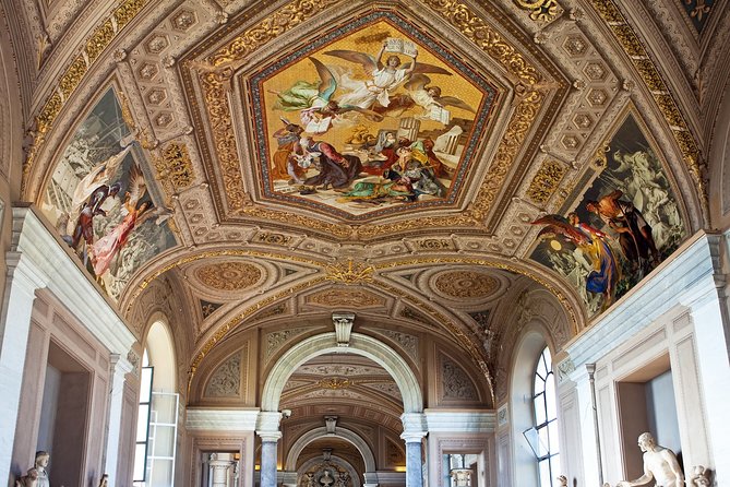 Fast track: Vatican Museums, Sistine Chapel Guided and St. Peter's Basilica Tour - Sistine Chapel in 15 Minutes: Michelangelo, Papal Traditions, and Dress Code Reality
