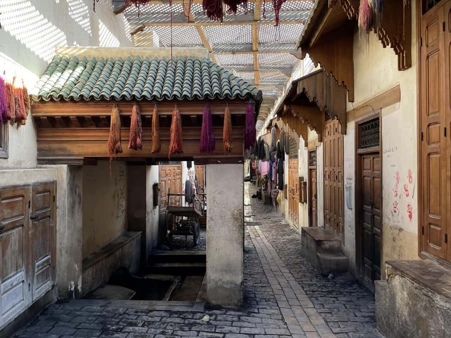 Fes: Museum, Al Attarine Madrasa & Tannery and Medina Tour - Why the Fes Medina Tour Feels Worth It
