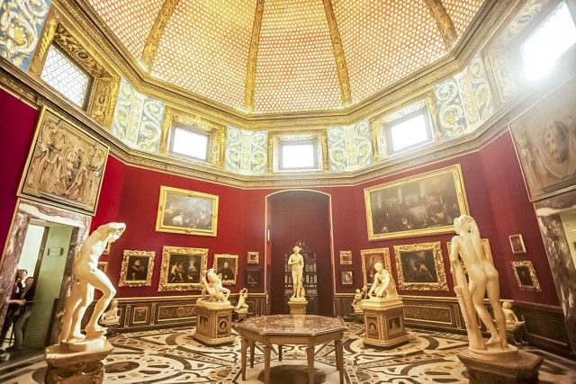 Florence: Firenze Card Official Museum City Pass - Uffizi and Accademia: the two museums that need reservations