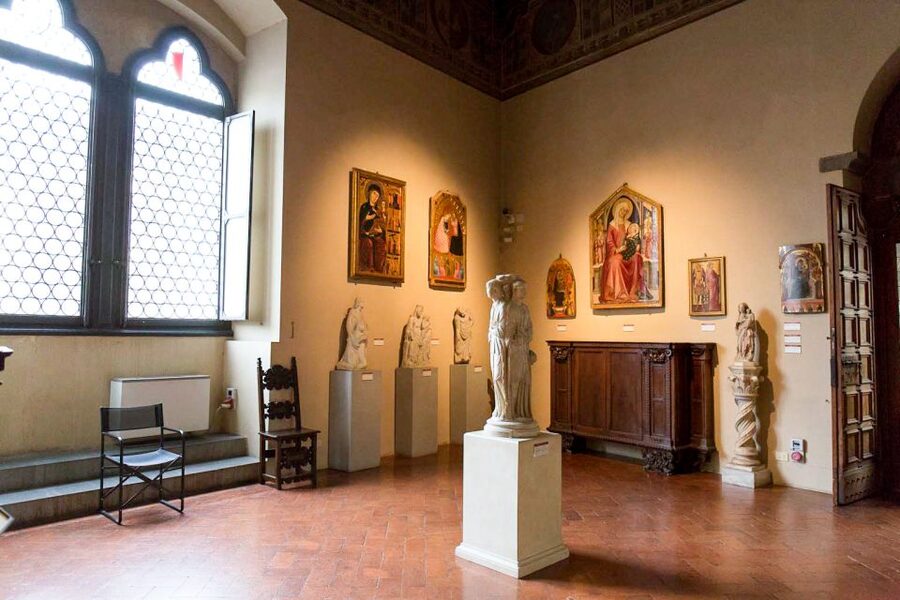 Florence: Reserved Entry Ticket to Bargello Museum - Bargello in a Former Prison Palace: The vibe you’re buying