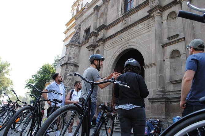 Frida Kahlo VIP [Museum Tickets Included] Bike, Markets & Churros - Food on This Tour Is Not an Afterthought