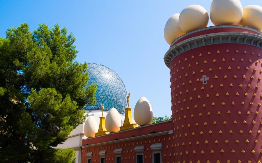 From Barcelona: Girona, Figueres, Dalí Museum, and Cadaqués - Why Girona, Figueres, and Cadaqués feel like one story