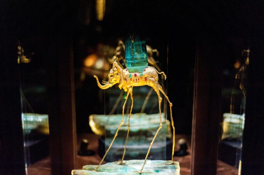 From Barcelona: Girona Guided Tour & Dalí Museum in Figueres - The Dalí Theatre-Museum in Figueres: surreal art, real crowd flow