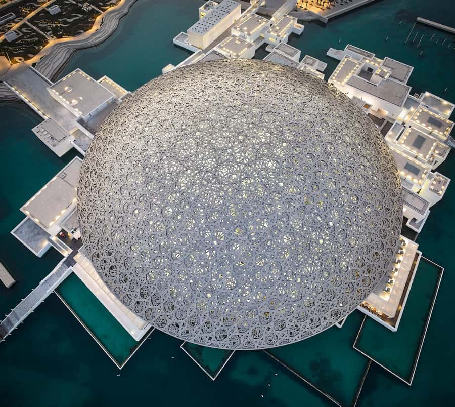 From Dubai: Abu Dhabi City Tour With Louvre Museum - Louvre Abu Dhabi: two hours to see art and the building itself