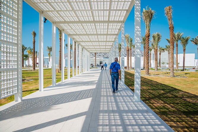From Dubai: Abu Dhabi Day Tour with Grand Mosque & Louvre Museum - Guides that change the day: names people remember