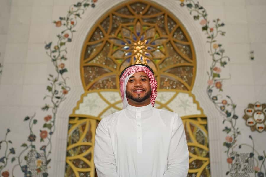 From Dubai: Abu Dhabi Grand Mosque & Louvre Museum Full-Day - Louvre Abu Dhabi on Saadiyat Island: Self-Guided Time at a World-Scale Museum