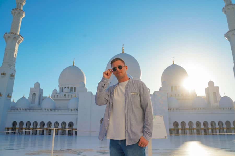 From Dubai: Abu Dhabi Grand Mosque & Louvre Museum Full-Day - How the Timing Really Adds Up in a 9-Hour Day