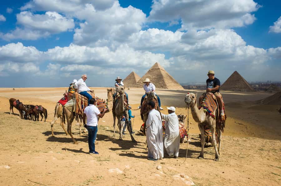 From Hurghada: Grand Egyptian Museum Pyramids Cairo Day Trip - Lunch timing in Giza: included, buffet style, plan around midday crowds