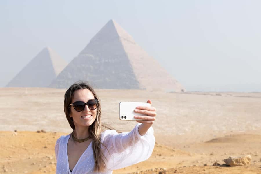 From Hurghada: Pyramids and Egyptian Museum Tour & Boat Ride - Key highlights