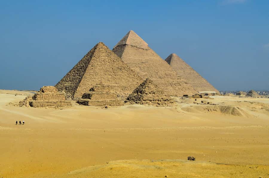 From Hurghada: Pyramids & Museum Small Group Tour by Van - Egyptian Museum Highlights: Making the Collection Feel Smaller
