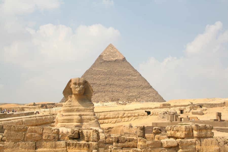 From Hurghada: Pyramids & Museum Small Group Tour by Van - Lunch at a Local Restaurant: Included, But Bring the Right Expectations