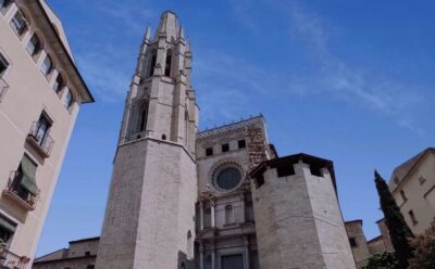 Girona: Cathedral of Girona + Art Museum + St. Felix Church - Girona Art Museum in the old Episcopal Palace: what to look for first