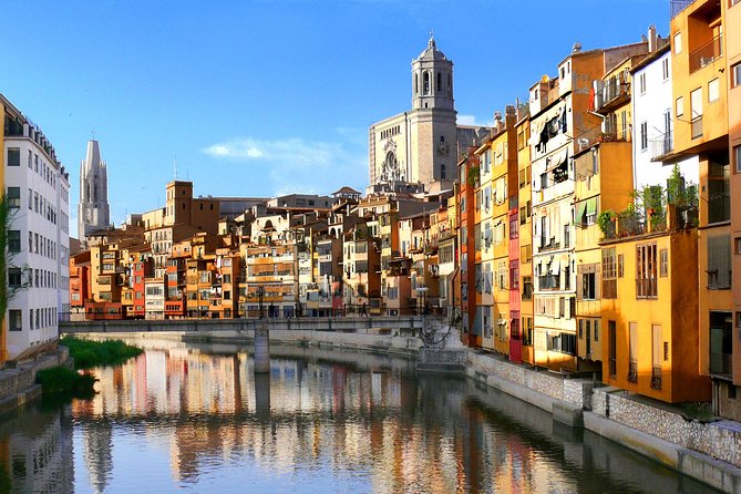 Girona & Dali Museum Small Group Tour with Pick-up from Barcelona - City Walls and Panoramas: Why Girona Works as a Day Trip