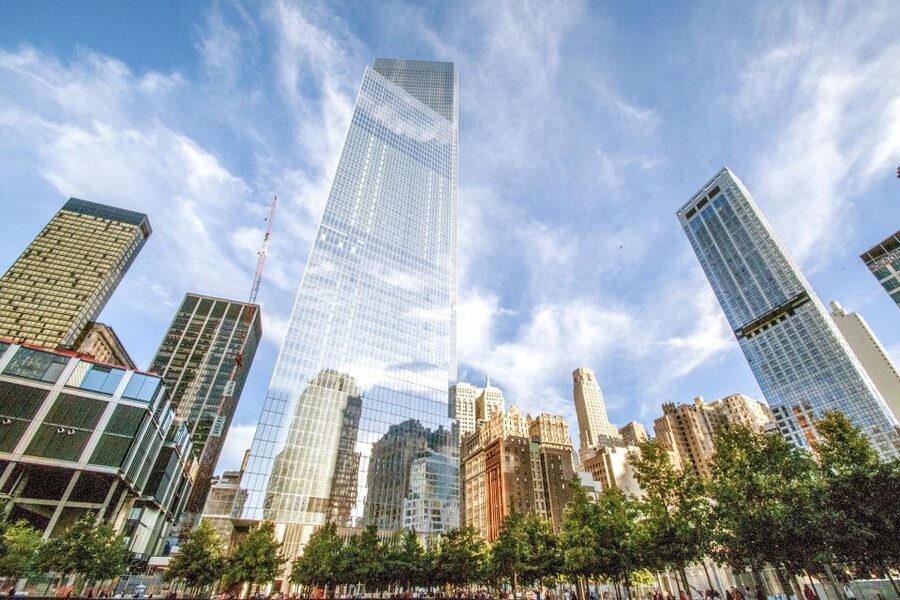 Ground Zero 9/11 Memorial Tour & Optional 9/11 Museum Ticket - Ground Zero on foot: what the Memorial Pools really do to your attention