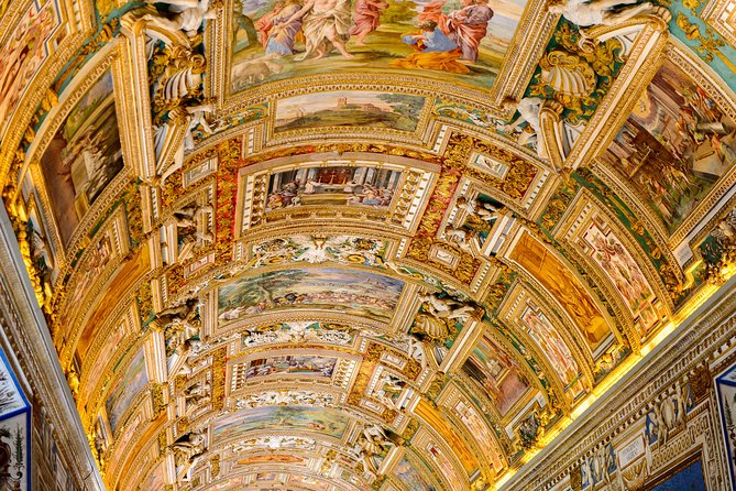 Guided Tour of Vatican Museums and Sistine Chapel - Sistine Chapel Visit: Big Awe, Small Talking Rules