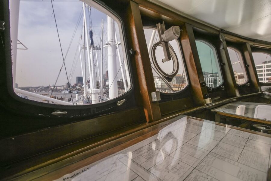 Hamburg: Entrance to the Museum Ship Cap San Diego - The 1960s to 70s voyage theme: bridge lookouts and saloon breaks