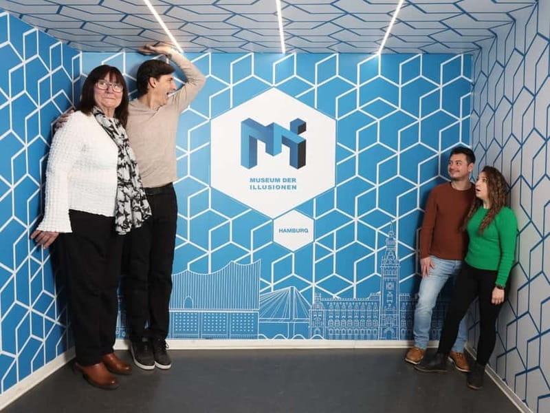 Hamburg: Museum of Illusions Ticket - 50+ Hands-On Exhibits That Test What Your Eyes Claim