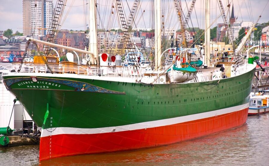 Hamburg: RICKMER RICKMERS Museum Entry Ticket - Deck time: panoramic port skyline views that slow you down