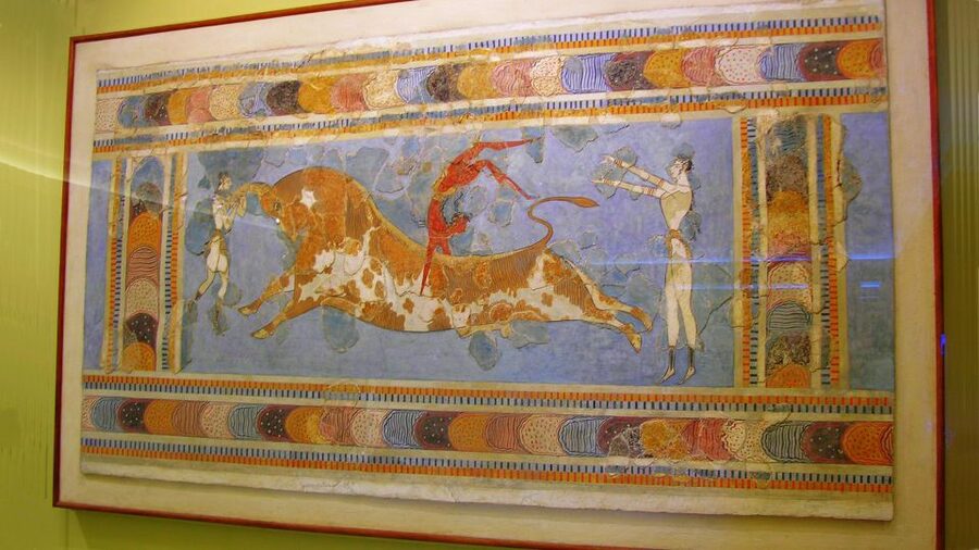 Heraklion Archaeological Museum Ticket & Audio Guide - Who should book this experience?