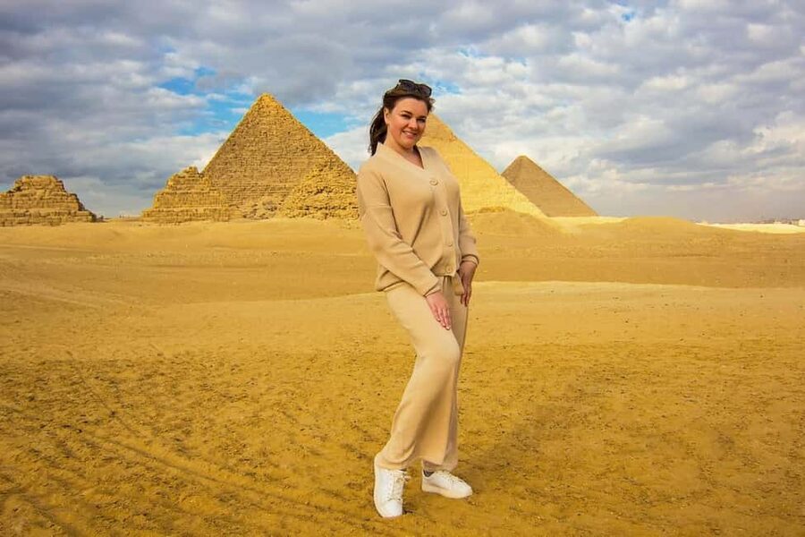 Hurghada: Cairo Pyramids, Sphinx & Egyptian Museum Day Trip - Price and value: is $93 per person a good deal?