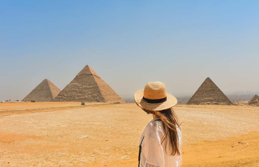Hurghada: Cairo Pyramids, Sphinx, Museum & Bazaar Day Tour - Egyptian Museum: prioritize, because 170,000 artifacts can overwhelm