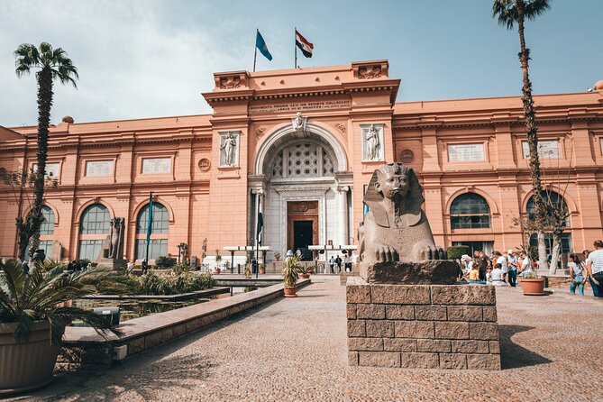 Hurghada Pyramids & Museum Small Group Tour by Van - Price and Value: Why $25 Can Still Make Sense