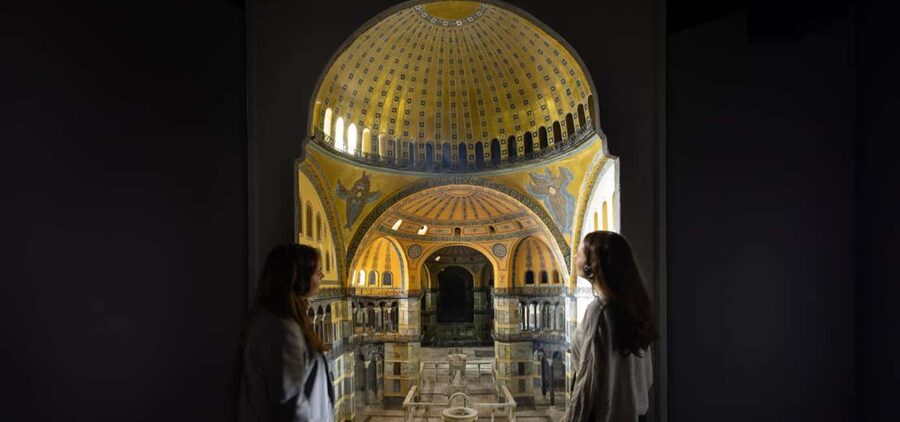 Istanbul: Hagia Sophia History Museum Entry with Audio Guide - 3D and audiovisual exhibits: turning architecture into something you can see