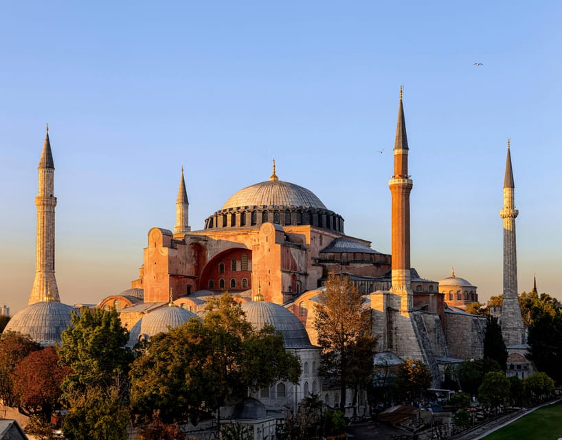 Istanbul: Hagia Sophia Mosque and Museum Skip-The-Line Combo - Where to Go: Hippodrome Square and the Fastest First Move