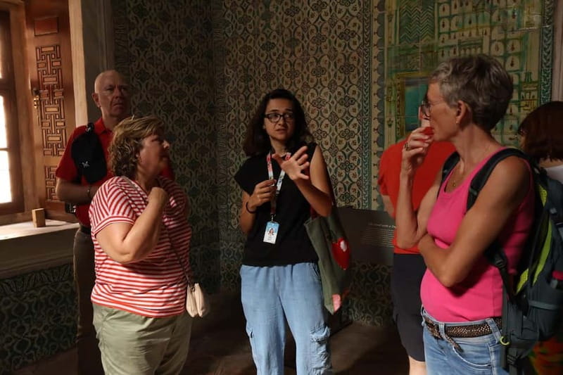 Istanbul: Topkapi Palace and Harem Museum Tour with Ticket - Topkapi Harem Museum: seeing the private world explained clearly