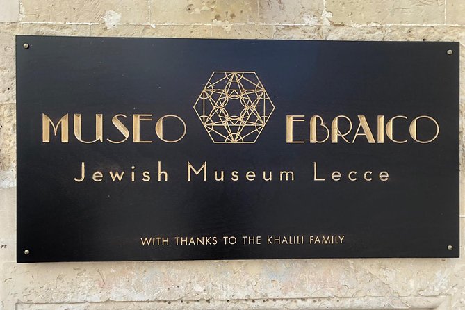 Jewish Museum and Ancient Jewish District - Private guided tour - The guide approach: passion, sensitivity, and a 3D explainer that works