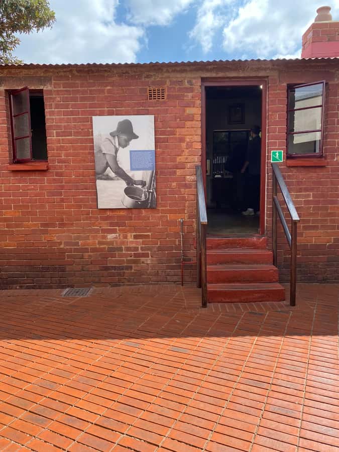 Johannesburg: Soweto & Apartheid Museum Half-Day Tour - Pickup around Johannesburg: usually smooth, but do your part
