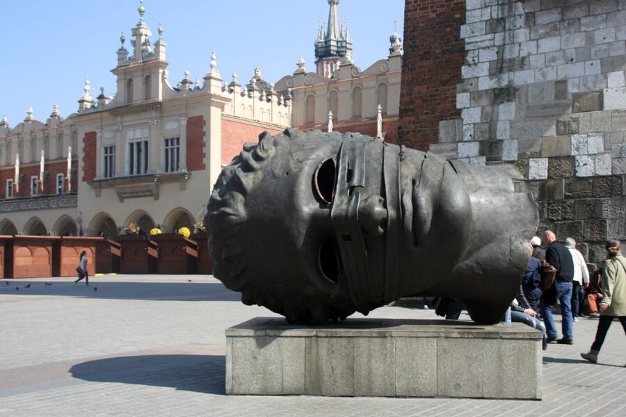 Krakow: Rynek Underground Museum Guided Tour - Medieval Streets and Market Stalls: The Physical Story Underfoot