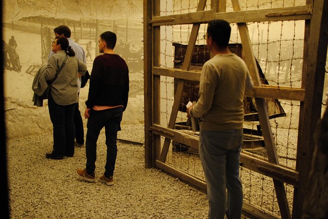Krakow Schindler's Factory Museum Guided Tour in English - Entering Oskar Schindler’s Factory Museum on a human scale