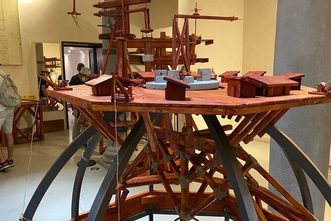 Leonardo Da Vinci Museum Entrance Ticket - Museum shop and Caffé Michelangiolo: a practical add-on, not a distraction