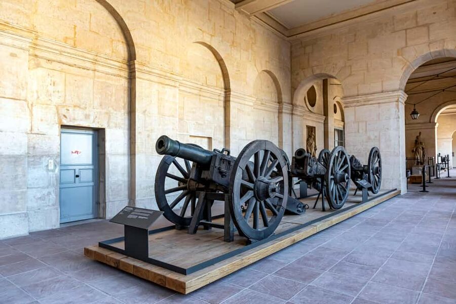 Les Invalides: Napoleon's Tomb & Army Museum Entry - Price and value: why $20 can still feel like a deal