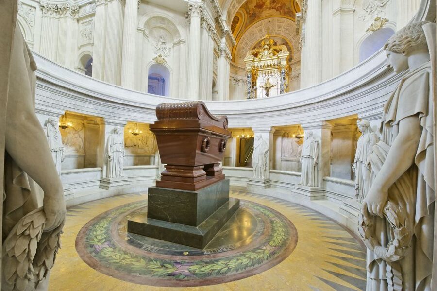 Les Invalides: Napoleon's Tomb & Army Museum Entry - Inside the Dome Church: seeing Napoleon’s tomb up close