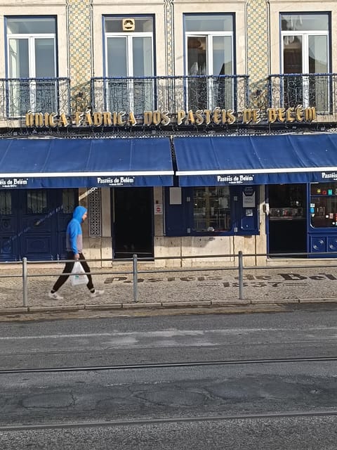 Lisbon: Belem, Jeronimos Monastery, and Coach Museum Tour - Black Cab to Belém Tower and the Monument to the Discoveries