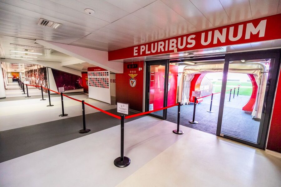Lisbon: Luz Stadium Tour & SL Benfica Museum Entry - Door 17, Eusébio statue, and the smoothest way to start
