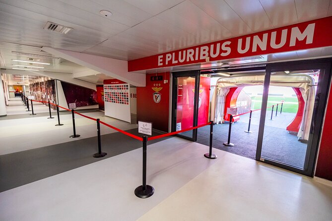 Lisbon SL Benfica Stadium & Museum Tour with Scarf - Getting to Estádio da Luz and choosing your right ticket