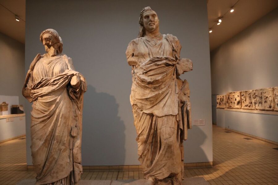 London: British Museum Archaeology Course and Guided Tour - Price and value: $81 for an archaeologist-led museum lesson