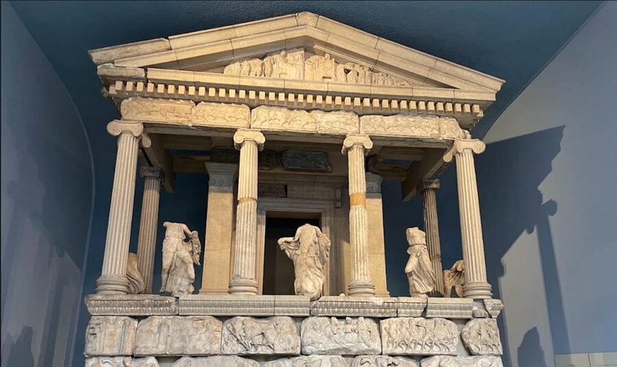 London: British Museum Audio Tour & Priority Entrance Ticket - Greek and Roman Highlights: Parthenon sculptures and Discobolus
