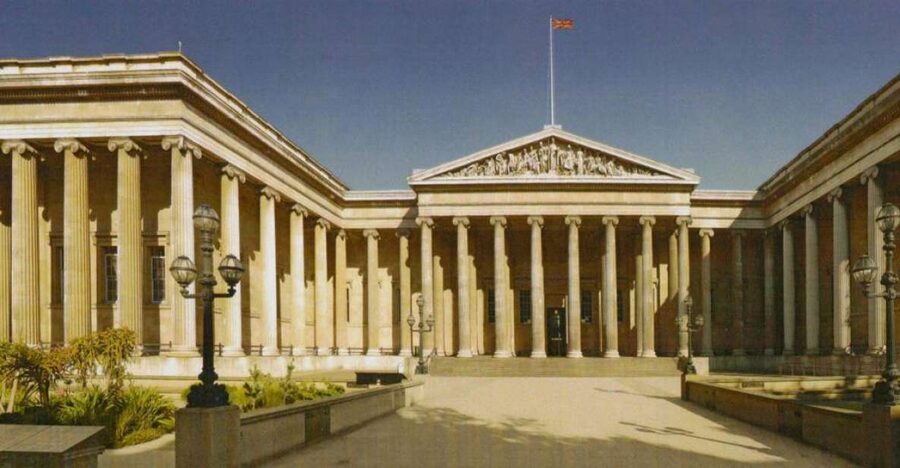 London: Tour of the British Museum - Aztec Pieces and Easter Island’s Hoa Hakananai’a