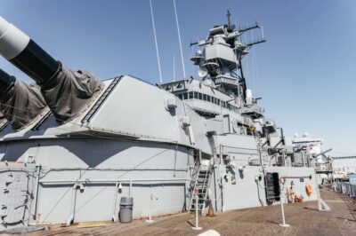 Los Angeles: Battleship Iowa Museum Ticket - Presidents connection: turret one and the 16-inch Mark 7 scale check