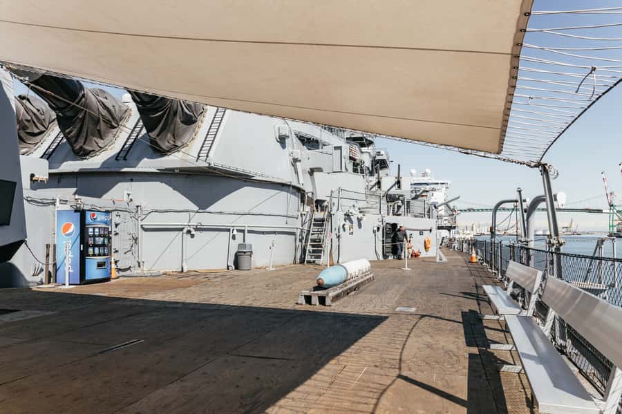 Los Angeles: Battleship Iowa Museum Ticket - Fantail and main deck: space to breathe and a harbor outlook