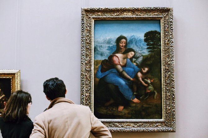 Louvre & Musée d'Orsay Guided Museum Tour Semi-Private 6ppl Max - Meeting at the Louvre pyramid and getting inside
