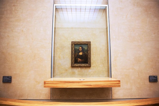 Louvre Museum - Highlights Tour with Mona Lisa - Outside the museum: Louvre Pyramid and the Carrousel area walk